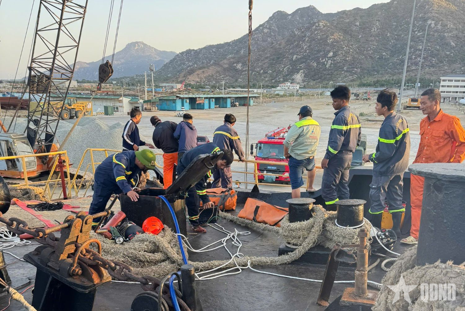 Khánh Hòa: Tai nạn nghiêm trọng trên tàu hàng làm 3 người tử vong